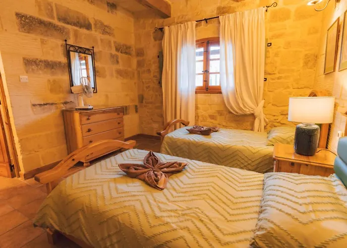 Strawberry Hills Villa